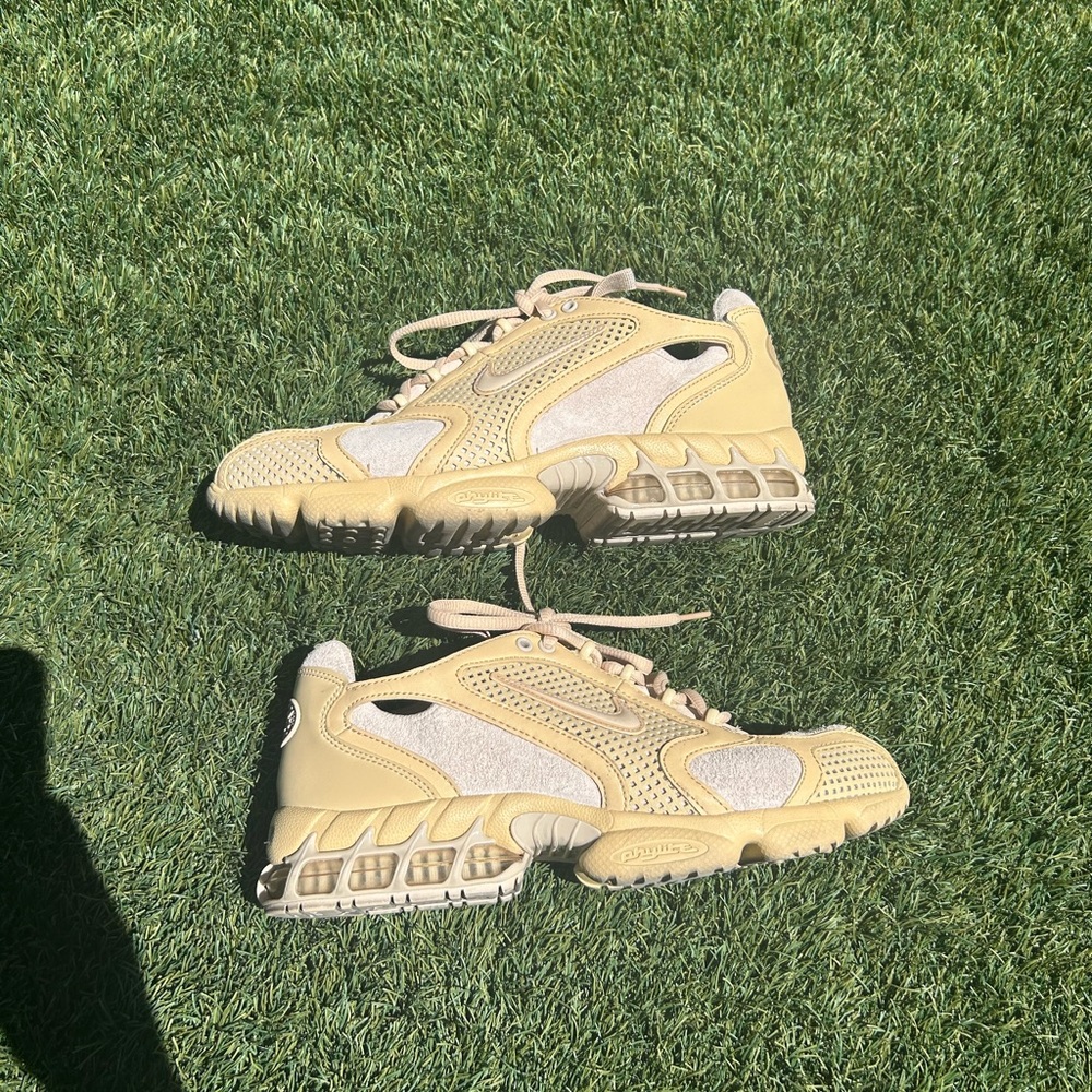 Nike Tan Zoom Air Mesh Sneakers